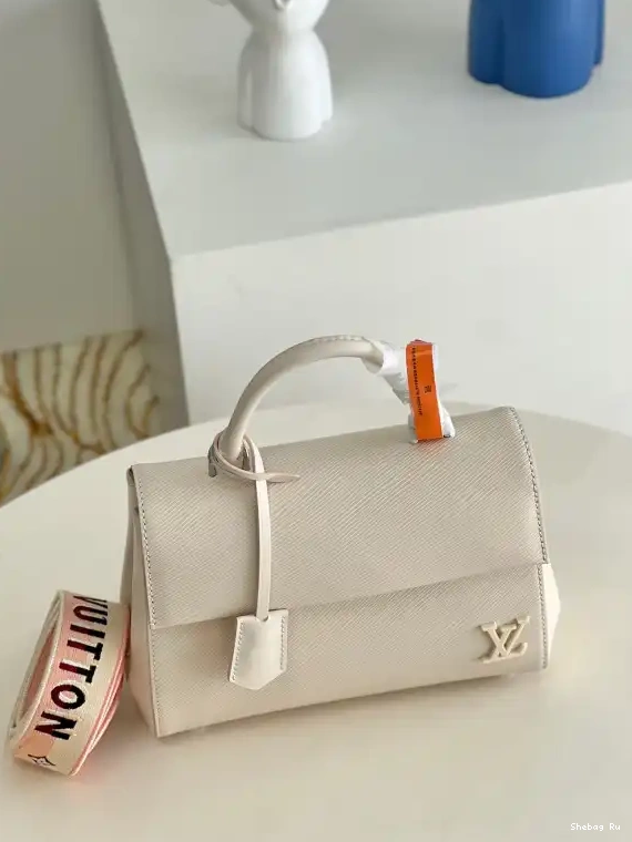 CHANELUNY BB VUITTON LOUIS 0603